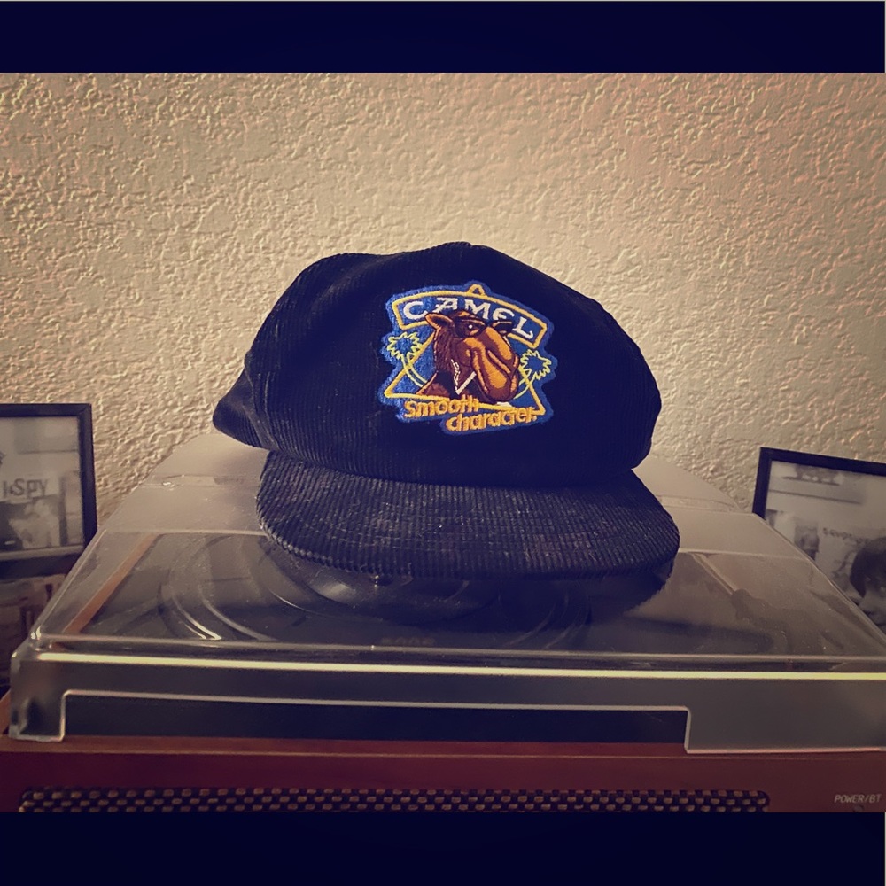 Vintage Camel Smooth Character Black hat Corduroy